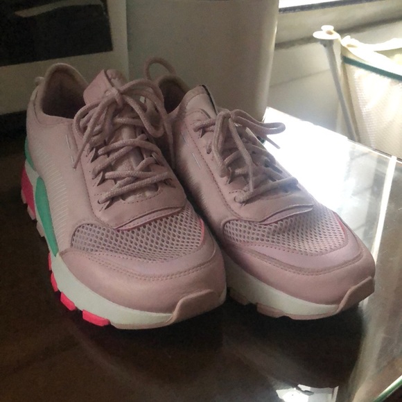 Puma RS-0 Play 🦄 - Picture 2 of 6